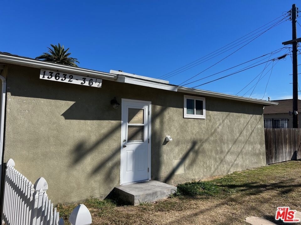 13636 Cerise Avenue - Photo 17