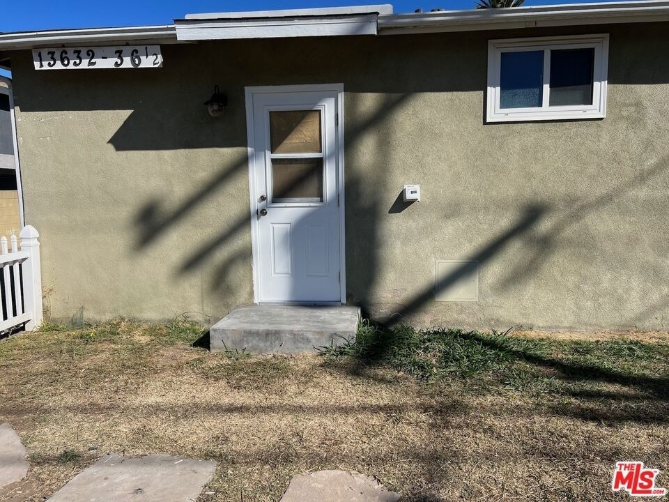 13636 Cerise Avenue - Photo 18