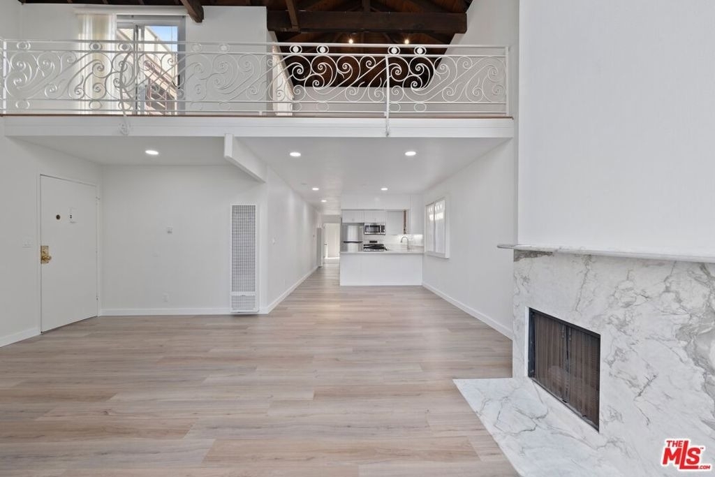 122 Buccaneer Street - Photo 2