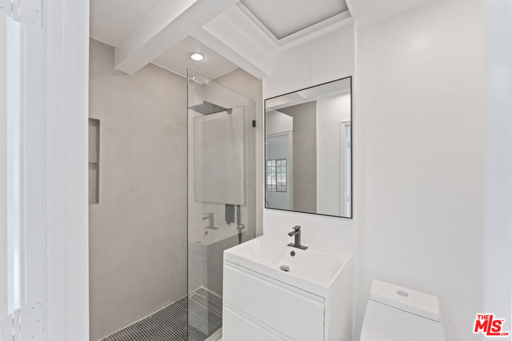 1800 E Benedict Canyon Drive - Photo 19