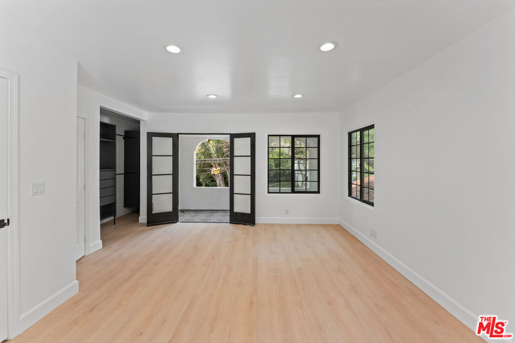 1800 E Benedict Canyon Drive - Photo 17