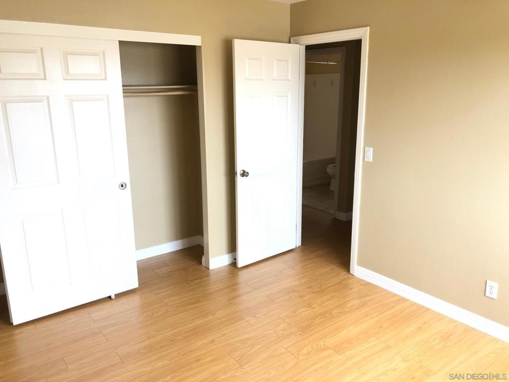 7280 Hyatt St - Photo 8