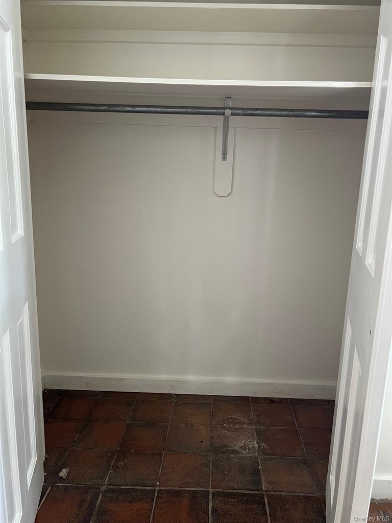 121 E Hook Cross Road - Photo 7