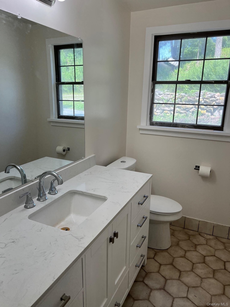121 E Hook Cross Road - Photo 13