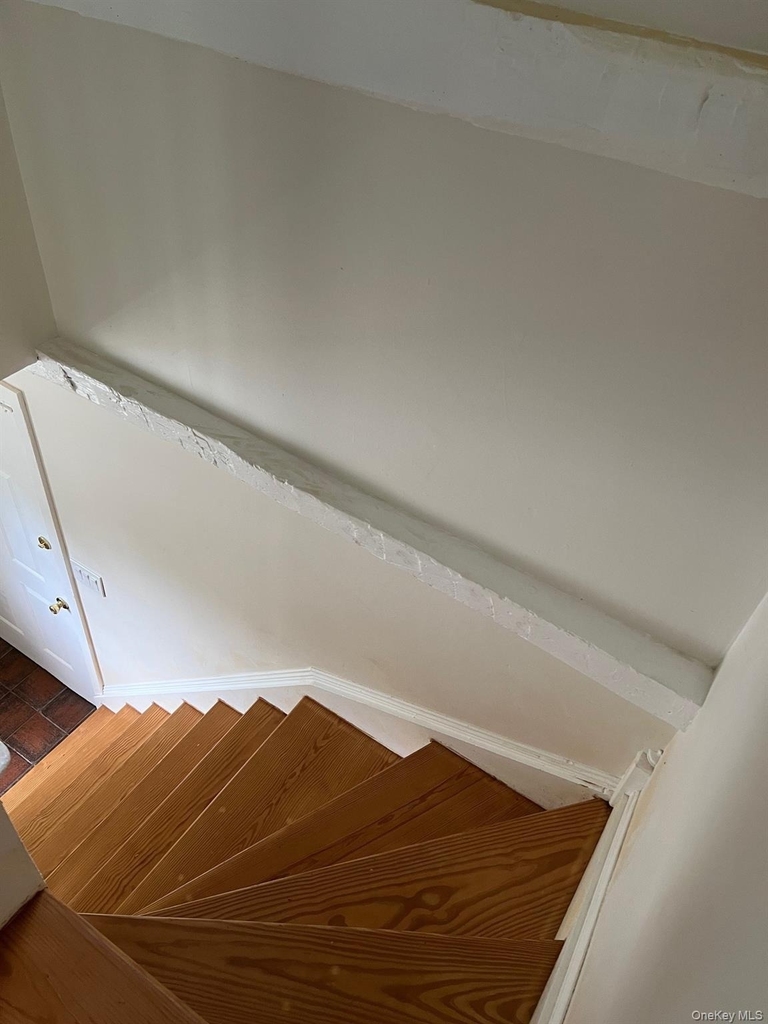 121 E Hook Cross Road - Photo 8