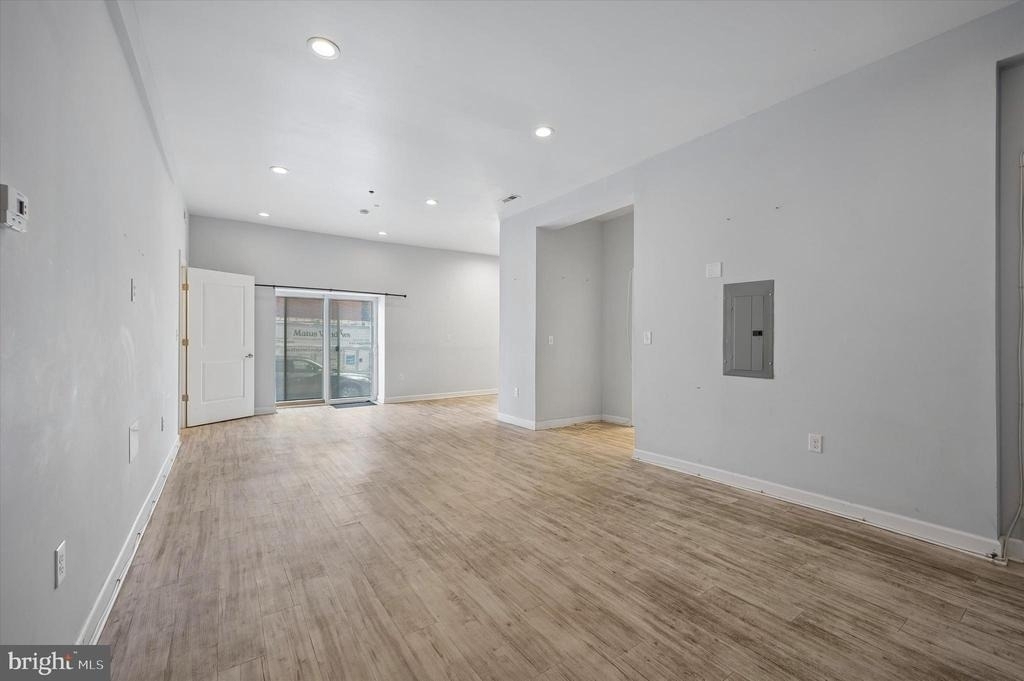 980 N Marshall Street - Photo 7