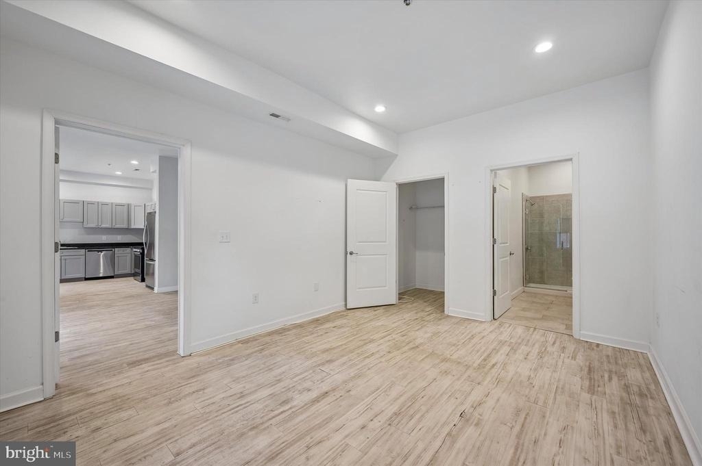 980 N Marshall Street - Photo 14
