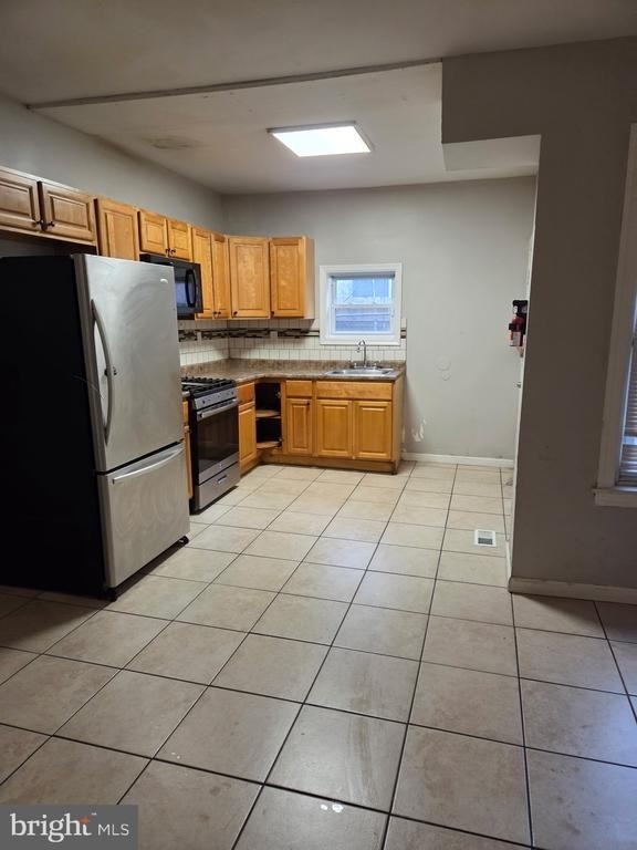 3446 Keim Street - Photo 2