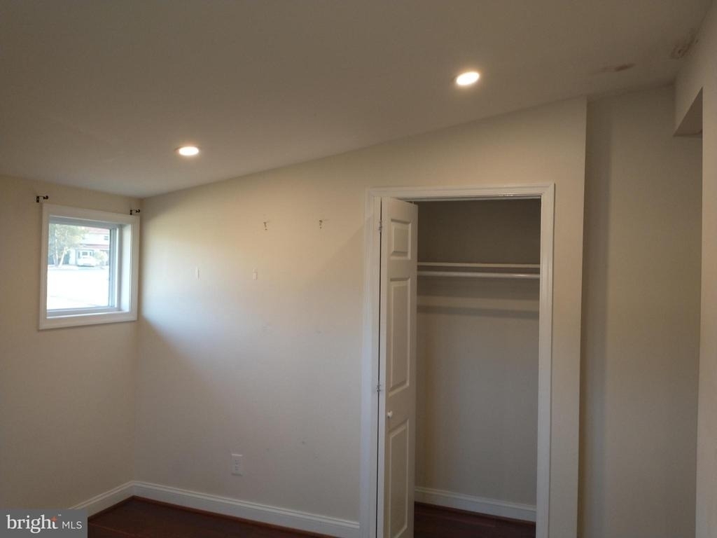 512 Dartmouth Drive - Photo 11