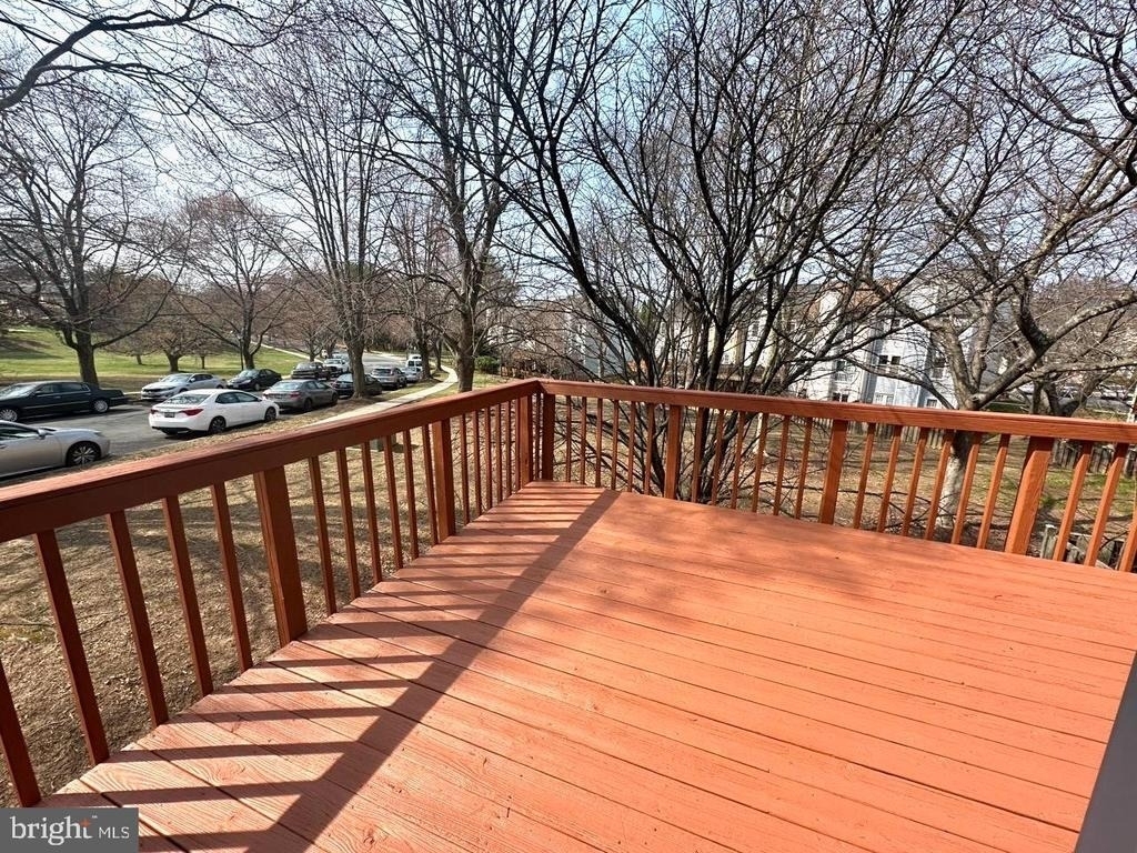 898 Bayridge Drive - Photo 0