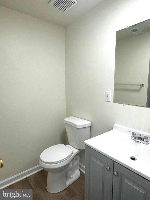 898 Bayridge Drive - Photo 28
