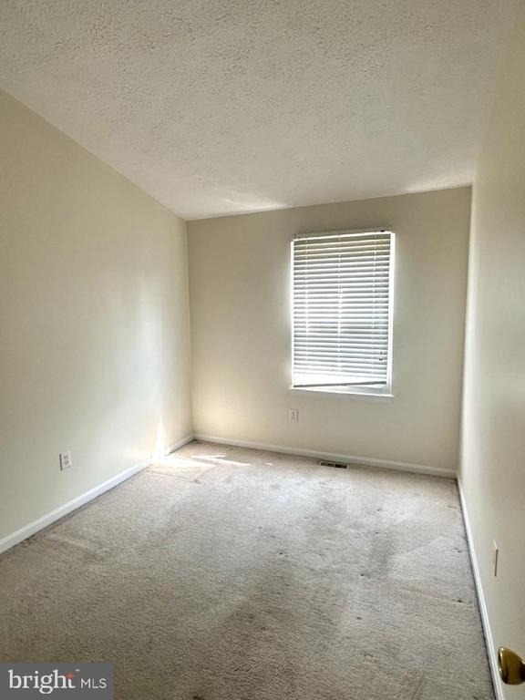 898 Bayridge Drive - Photo 19