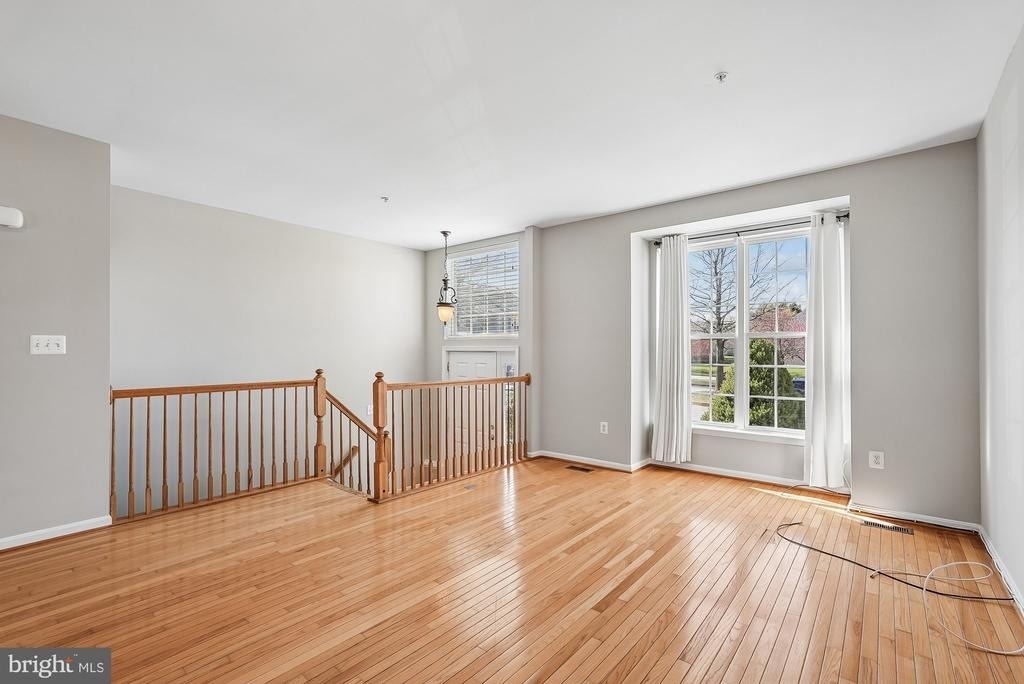 4858 Marsden Place - Photo 2