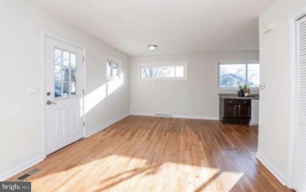7906 Bon Air Road - Photo 3