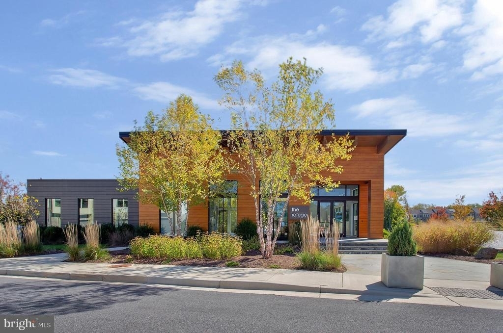 244 Mainstream Drive - Photo 34