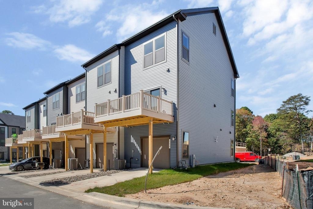 244 Mainstream Drive - Photo 23