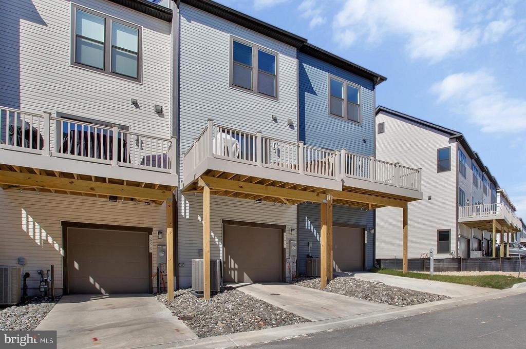 244 Mainstream Drive - Photo 24