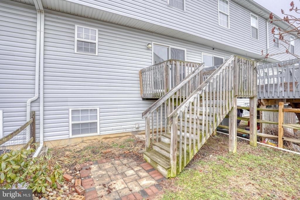 407 Champs Lane - Photo 32