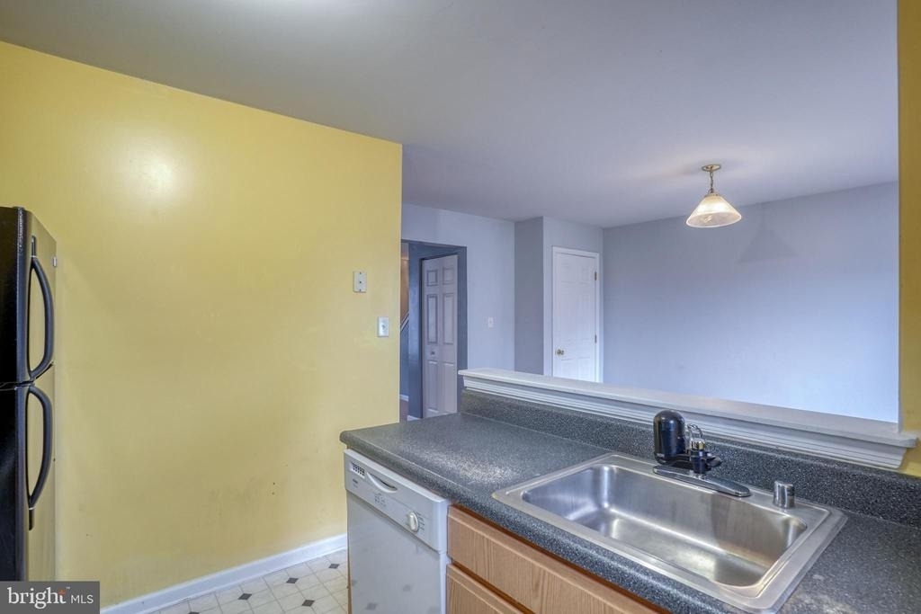 407 Champs Lane - Photo 17