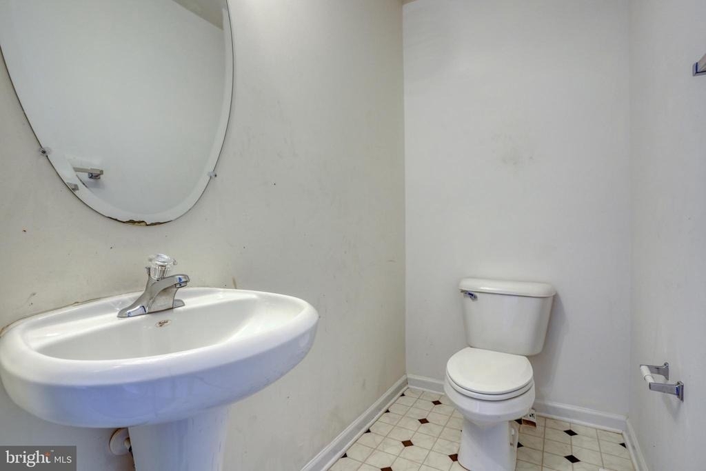 407 Champs Lane - Photo 18