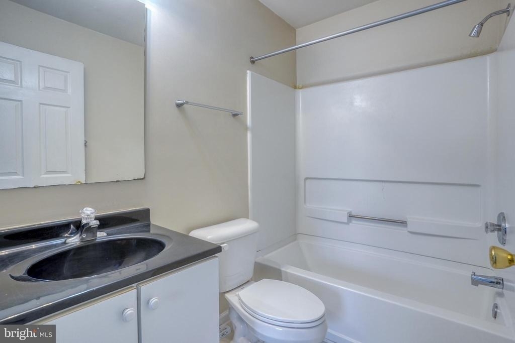407 Champs Lane - Photo 24
