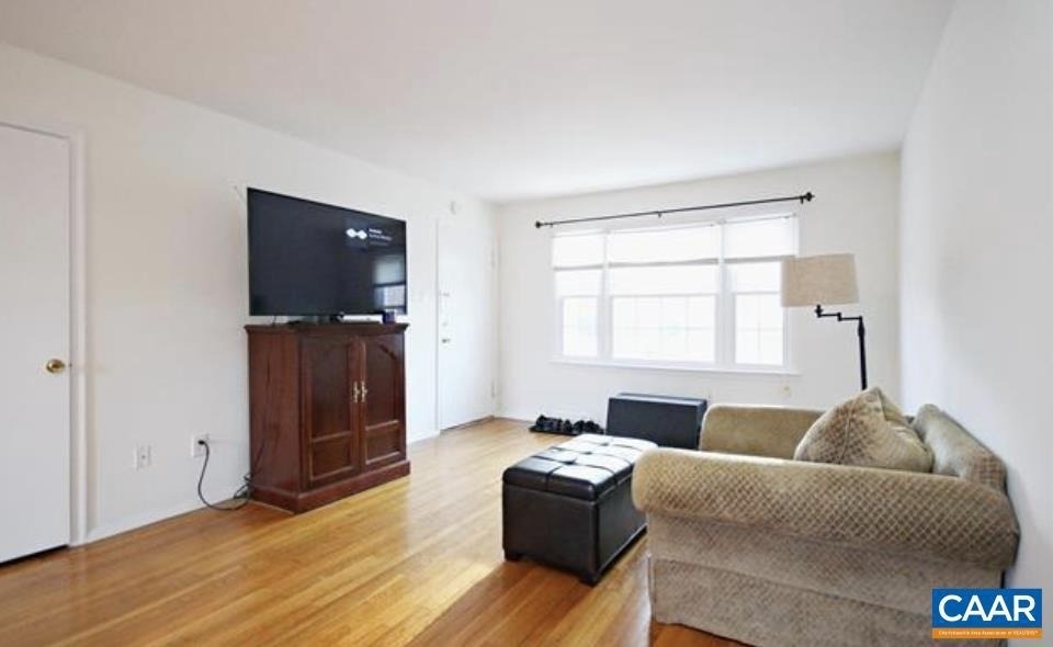 163 Hessian Hills Way - Photo 2