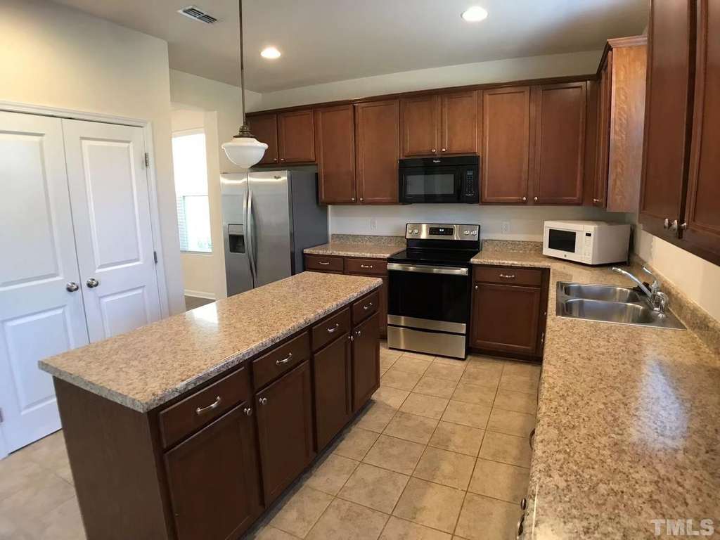 115 Glenview Lane - Photo 4