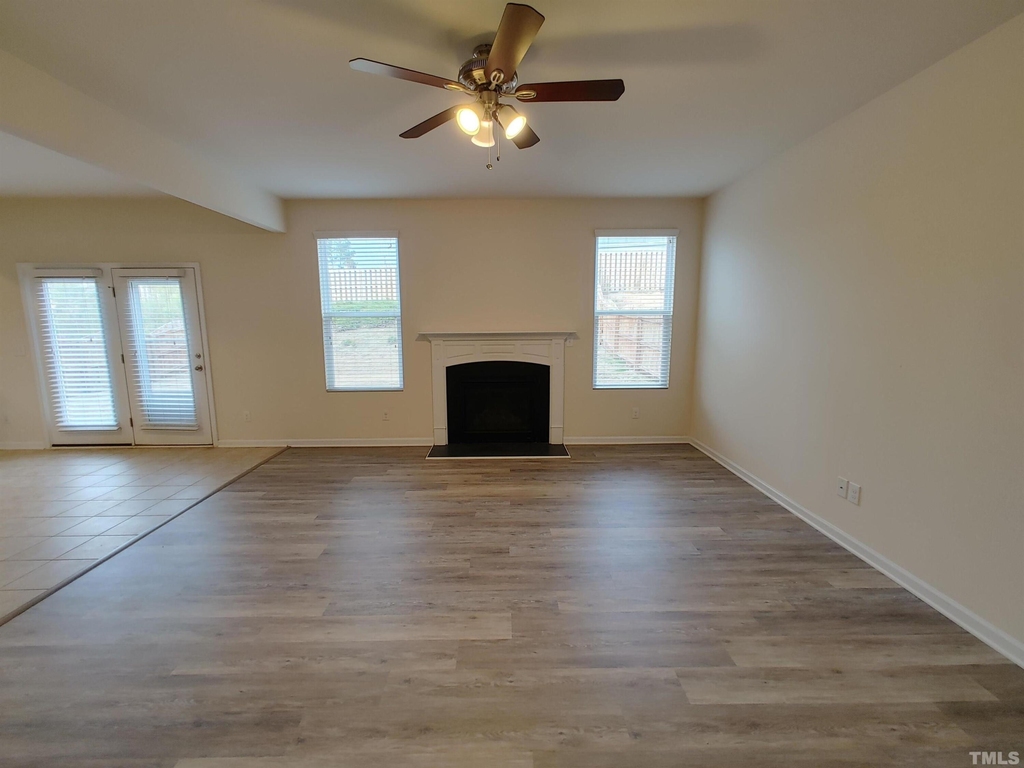115 Glenview Lane - Photo 1