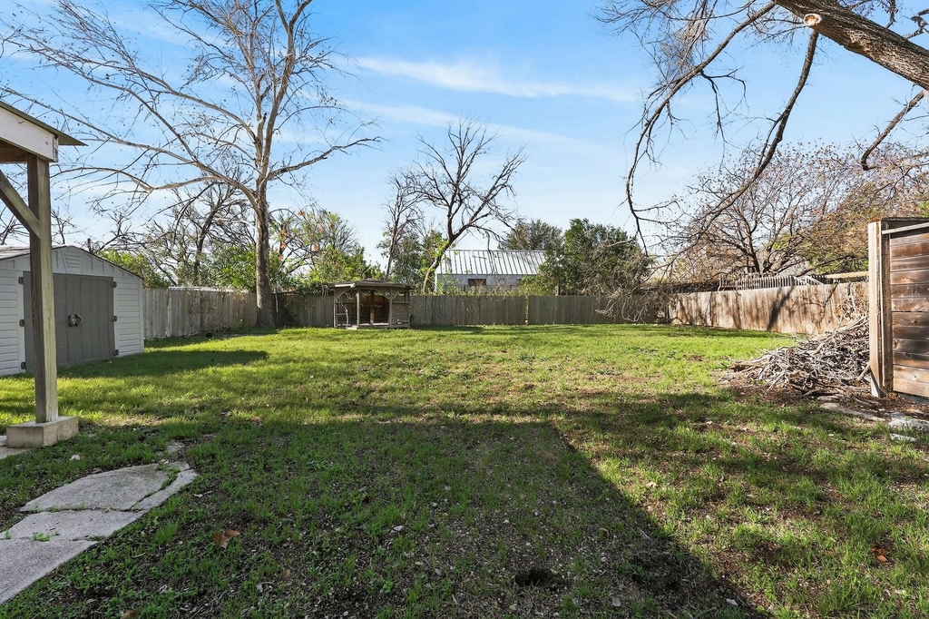 609 Fletcher St - Photo 20