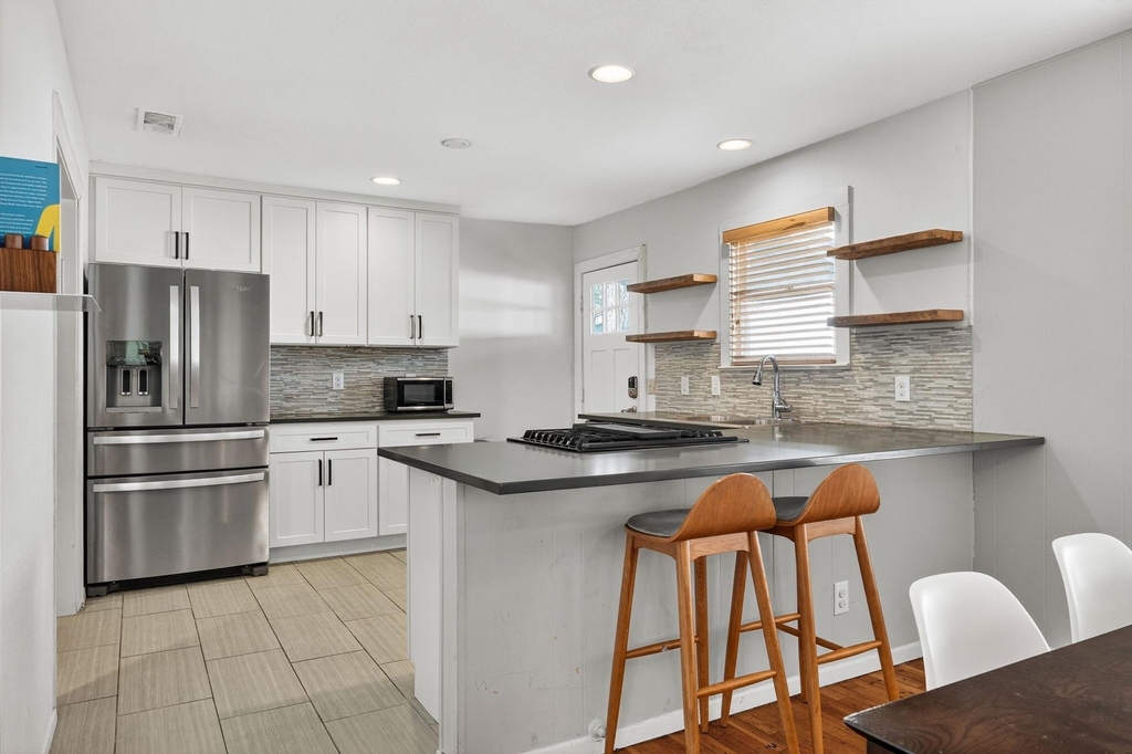 609 Fletcher St - Photo 8