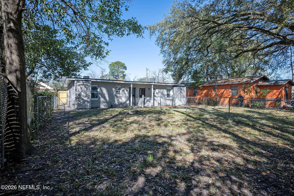 2036 W 11th Street - Photo 20