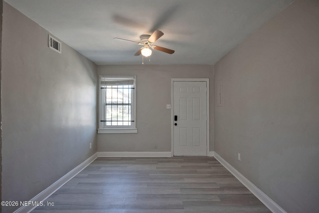 2036 W 11th Street - Photo 4