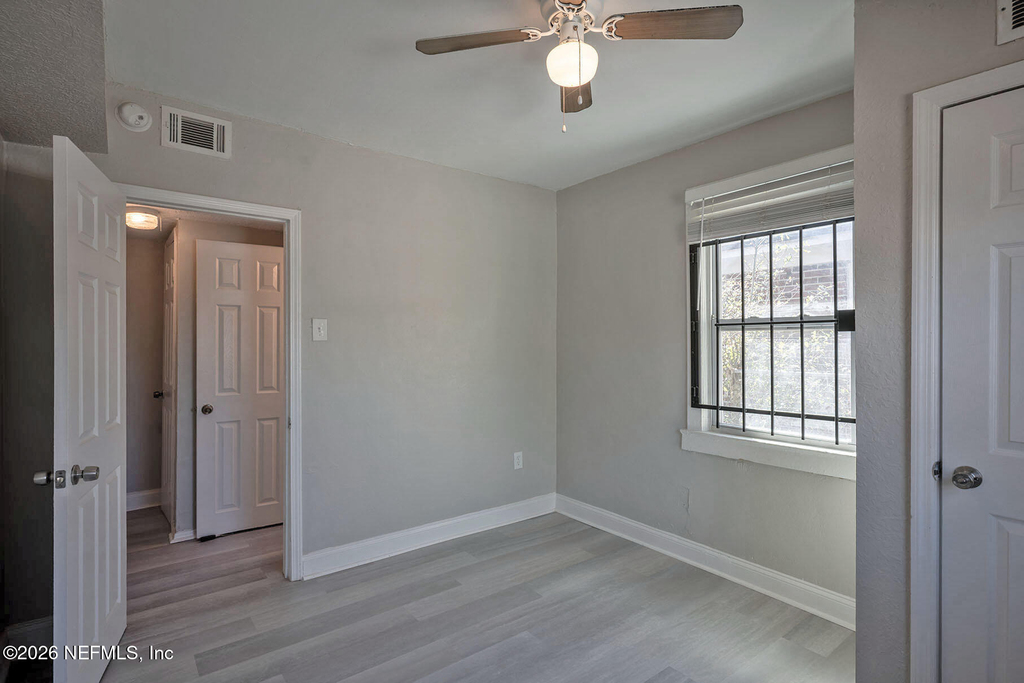 2036 W 11th Street - Photo 18