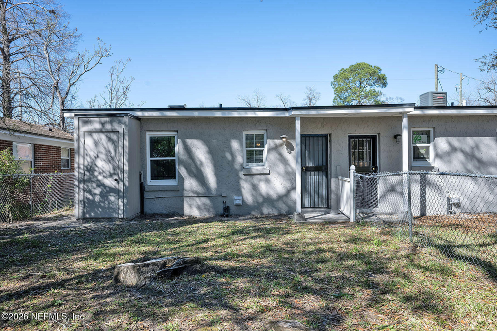 2036 W 11th Street - Photo 21