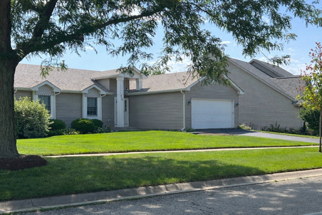 517 E Conley Drive - Photo 0
