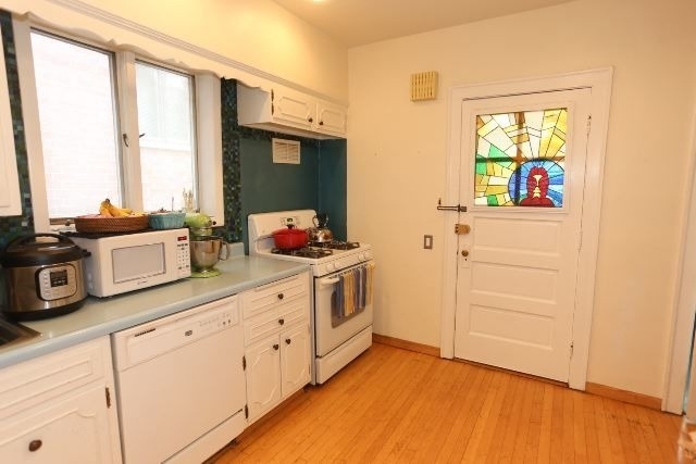 5535 N Campbell Avenue - Photo 3