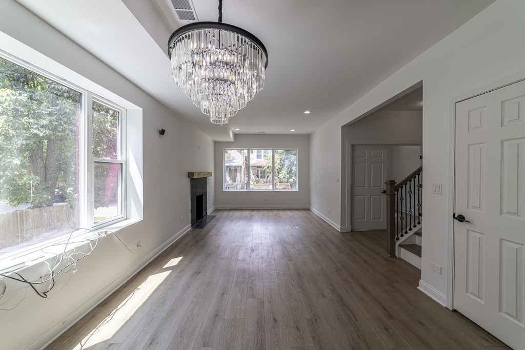 6911 S Kimbark Avenue - Photo 3