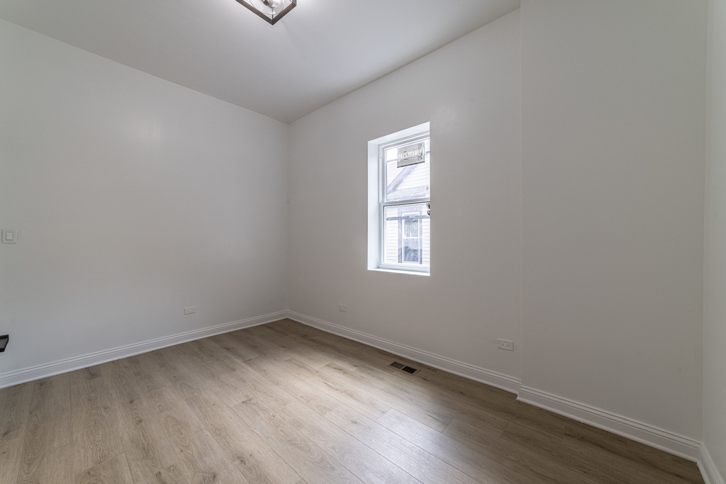 6911 S Kimbark Avenue - Photo 24