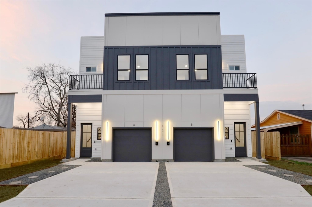 421 E 41st Street - Photo 1