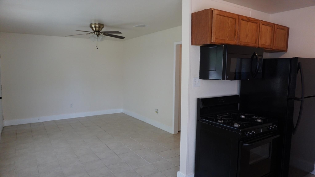 604 Wilson Road - Photo 10