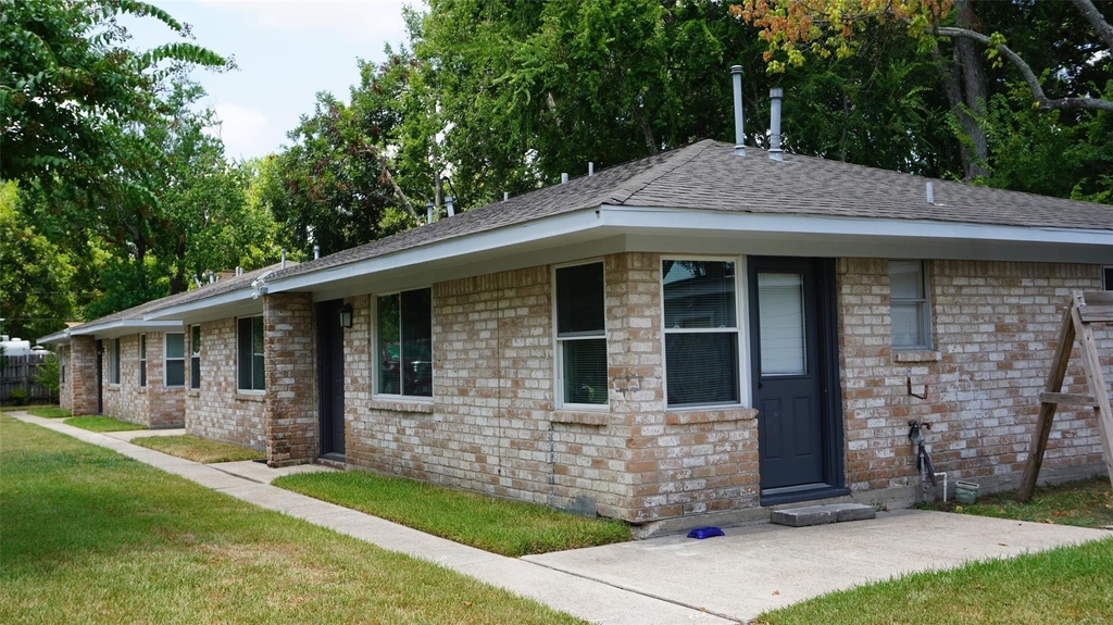 604 Wilson Road - Photo 3