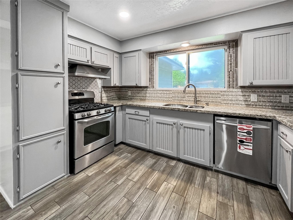 6347 Limestone Street - Photo 6