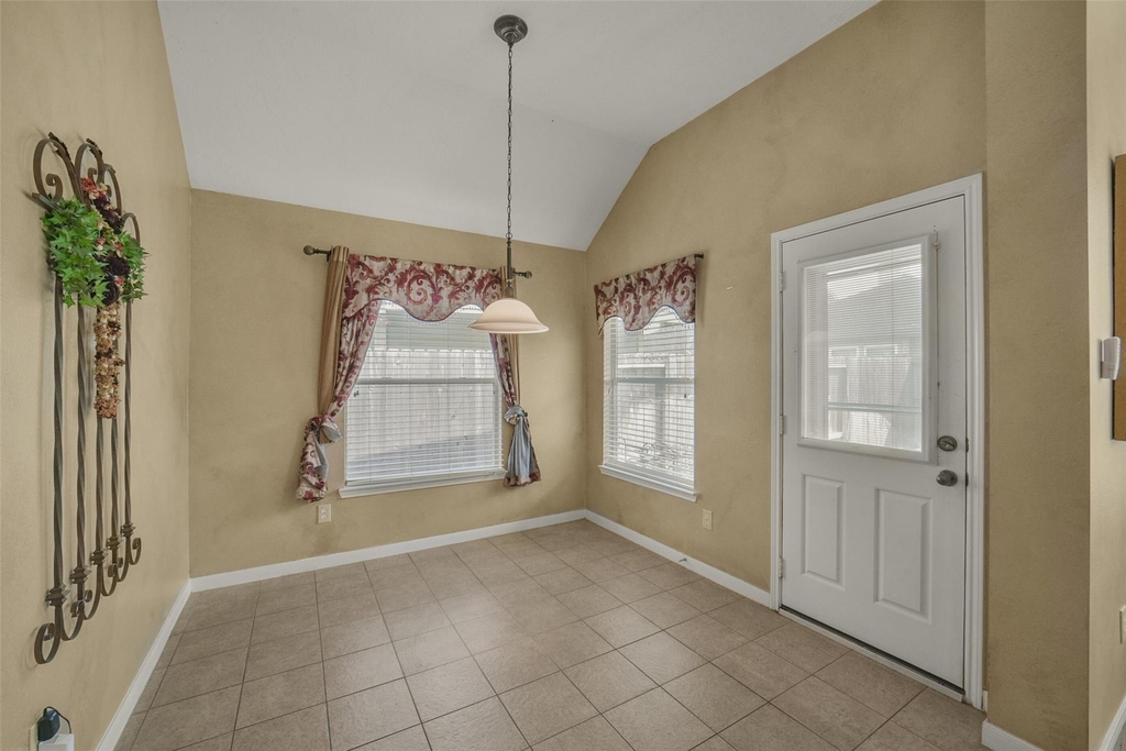 18930 Magnolia Arbor Lane - Photo 13