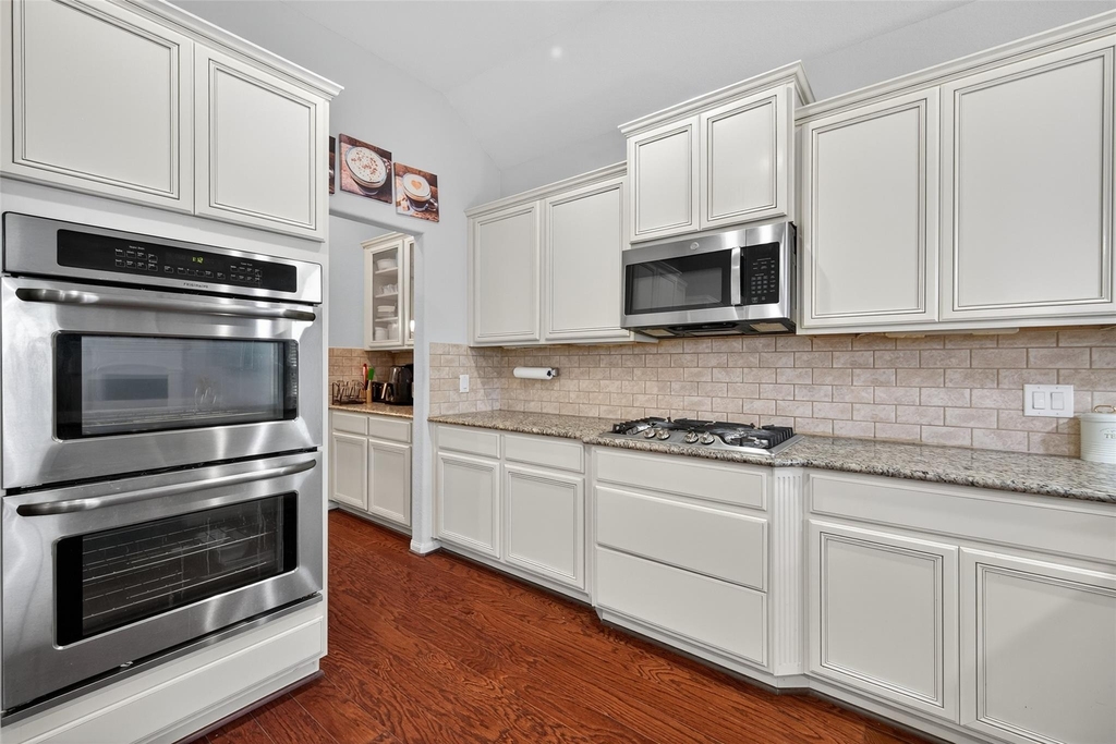 13935 Manobrook Court - Photo 18