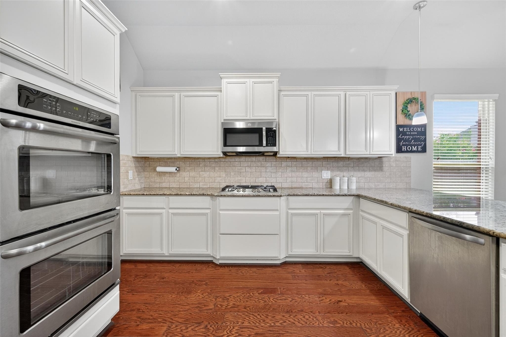 13935 Manobrook Court - Photo 16