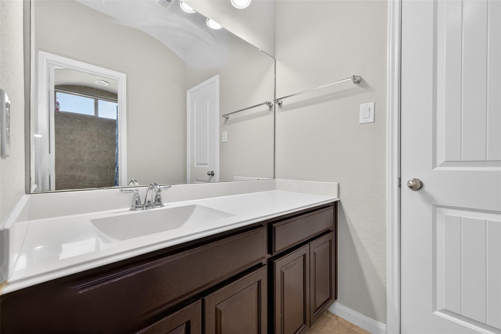 13935 Manobrook Court - Photo 30