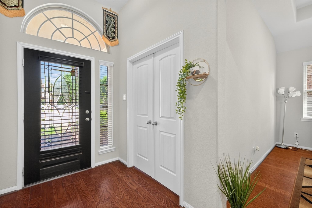 13935 Manobrook Court - Photo 7