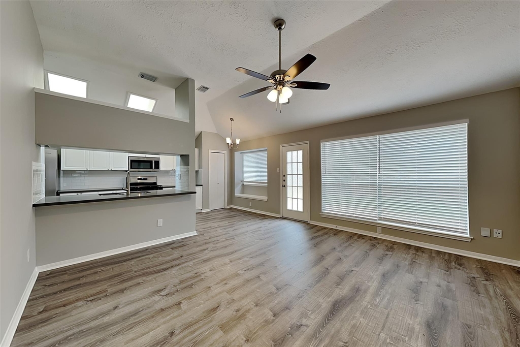 17326 Masonridge Drive - Photo 3