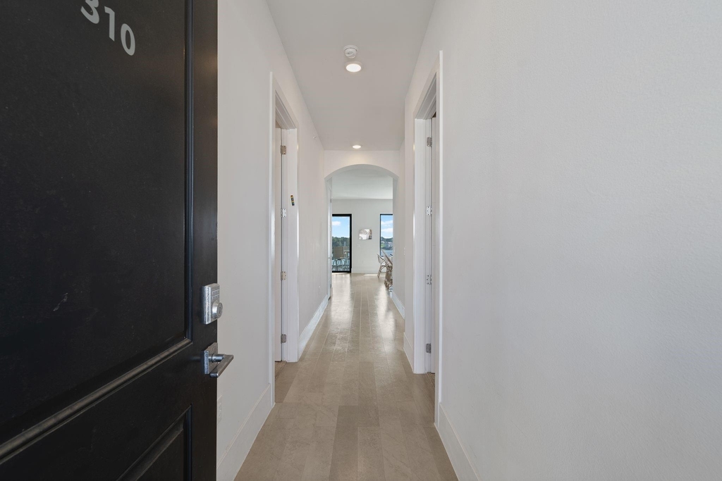 199 Waterpoint Court - Photo 16