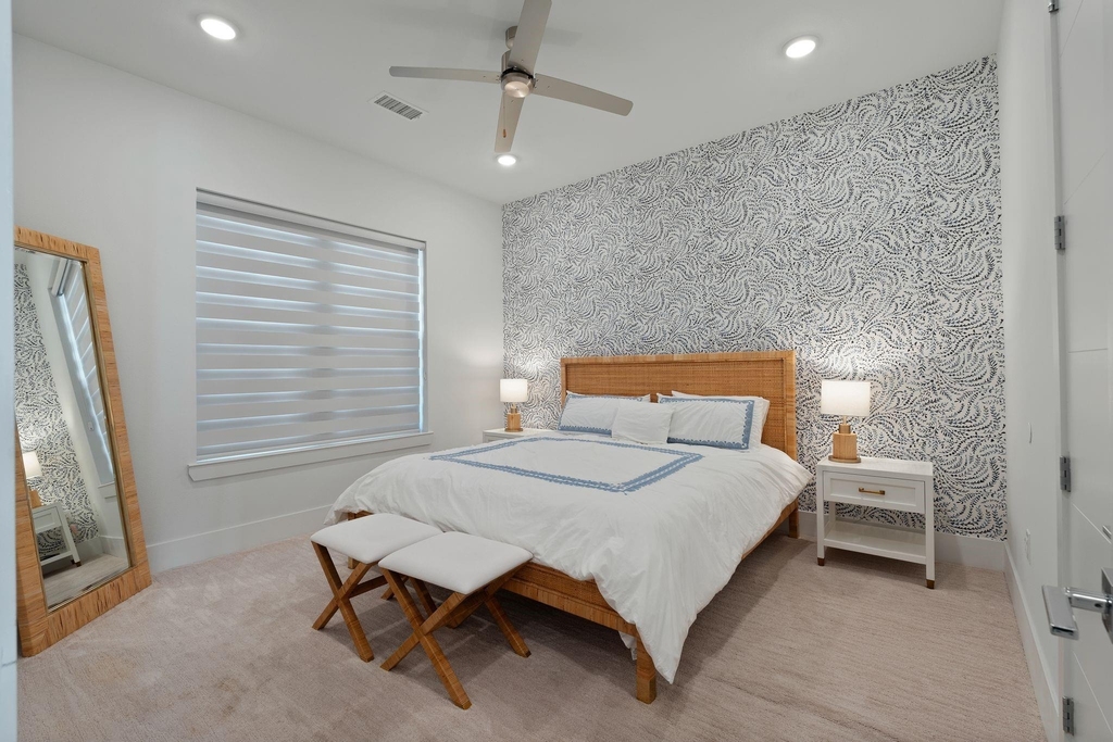 199 Waterpoint Court - Photo 1